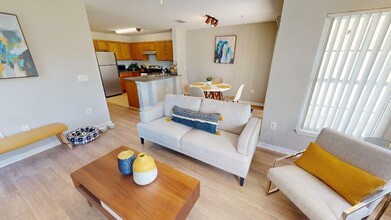 The Reserve at Brookhaven in Palm Coast, FL - Foto de edificio - Building Photo