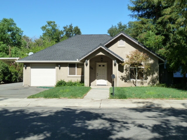 property at 2604 Russell St
