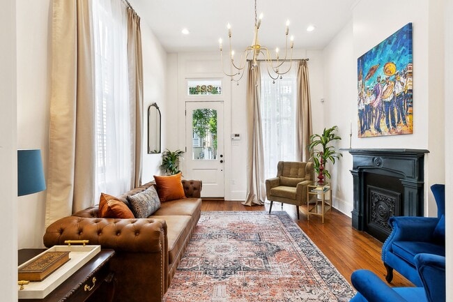 621 Kerlerec St in New Orleans, LA - Building Photo - Building Photo