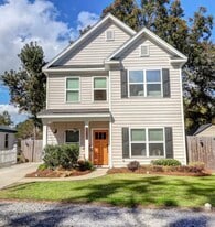 1210 Davidson Ave in Charleston, SC - Building Photo