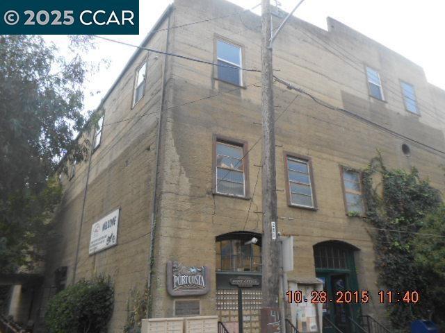 property at 5 Canyon Lake Dr