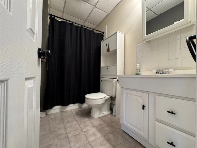 118 Last St in Fall River, MA - Building Photo - Building Photo
