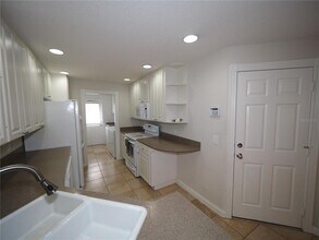 1553 Napoli Dr W in Sarasota, FL - Building Photo - Building Photo