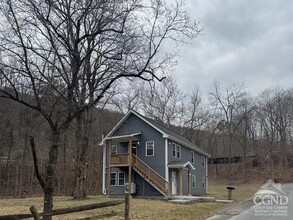 18 Furnace Bank Rd in Wassaic, NY - Building Photo - Building Photo