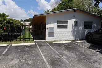 1341 NE 5th Terrace in Fort Lauderdale, FL - Building Photo - Building Photo
