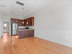 1422 Columbia Rd, Unit 3 in Boston, MA - Building Photo - Building Photo
