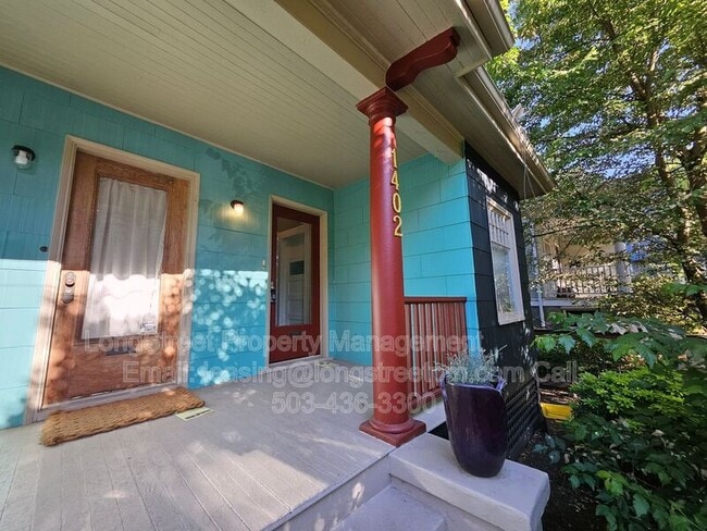 property at 1402 SE 30th Ave