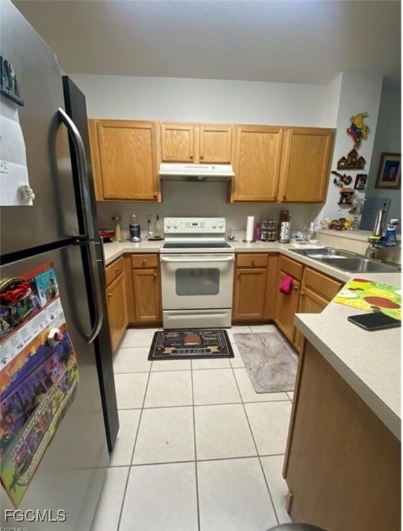 10052 Pacific Pines Ave in Ft. Myers, FL - Building Photo - Building Photo