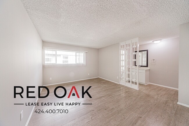 4433 Colbath Ave, Unit 36 in Los Angeles, CA - Foto de edificio - Building Photo