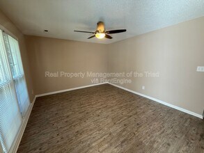 4005 Sassafras Ct in Greensboro, NC - Building Photo - Building Photo