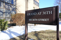 Grand at 36th in Des Moines, IA - Foto de edificio - Building Photo