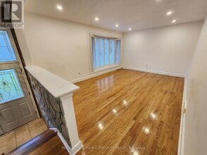 394 Paliser Crescent N in Richmond Hill, ON - Building Photo - Building Photo