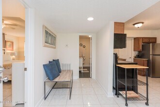 4343 Ortega Farms Cir in Jacksonville, FL - Building Photo - Building Photo