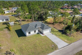 1918 Wanda Ave N in Lehigh Acres, FL - Building Photo - Building Photo