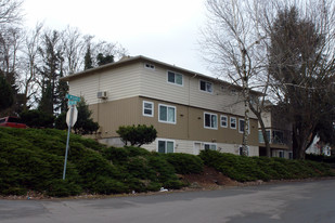 4647-4653 NE 115th Ave Apartments