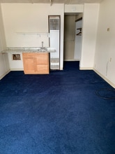 2223 S Cushman St in Fairbanks, AK - Foto de edificio - Building Photo