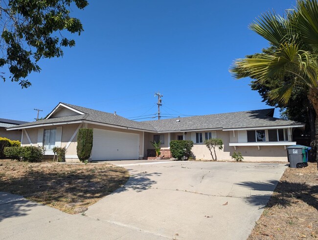 property at 3943 Constellation Rd