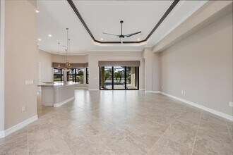 2280 Somerset Pl, Unit 158 in Naples, FL - Building Photo - Building Photo