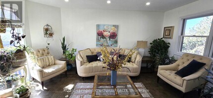 105 Ashton Rd in Newmarket, ON - Building Photo - Building Photo