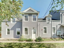 204 Montrose Ave, Unit D in South Plainfield, NJ - Building Photo