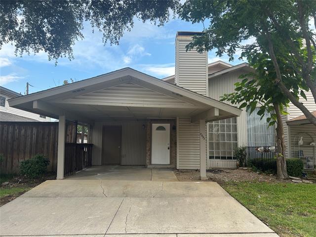 property at 2637 Via Cordova