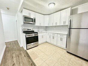 1601 Union Tpke, Unit 2 in North Bergen, NJ - Building Photo - Building Photo
