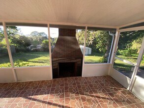 1546 Falmouth Ave in Deltona, FL - Building Photo - Building Photo