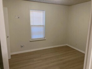 549 California Ave in Port Allen, LA - Building Photo - Building Photo