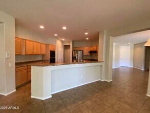 21705 N Black Bear Lodge Dr in Surprise, AZ - Building Photo - Building Photo