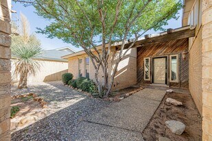 105 Quail Run in Odessa, TX - Building Photo