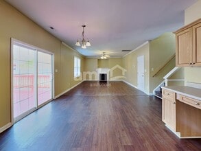 207 Mayors Ln in Wendell, NC - Foto de edificio - Building Photo