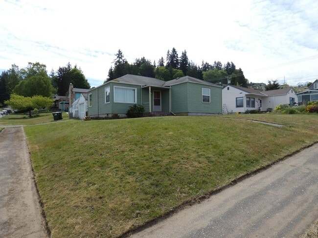 property at 601 S Chambers St