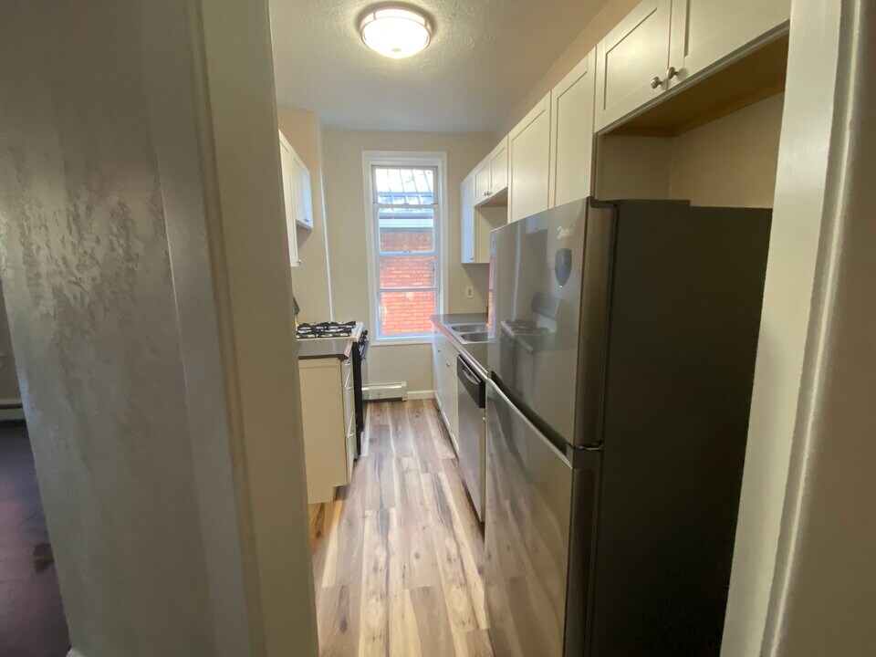 1509 12th St, Unit 2st floor in Altoona, PA - Building Photo