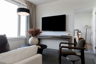 101 Mill Rd, Unit FL2-ID1383001P in Everett, MA - Building Photo - Building Photo