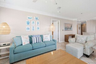 120 Ocean Hibiscus Dr in St. Augustine, FL - Building Photo