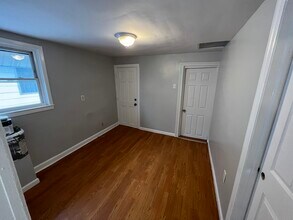 594 Christopher St, Unit 2 in Orange, NJ - Building Photo - Building Photo