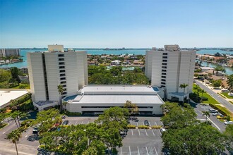 5940 Pelican Bay Plaza S, Unit 1204 in Gulfport, FL - Building Photo - Building Photo