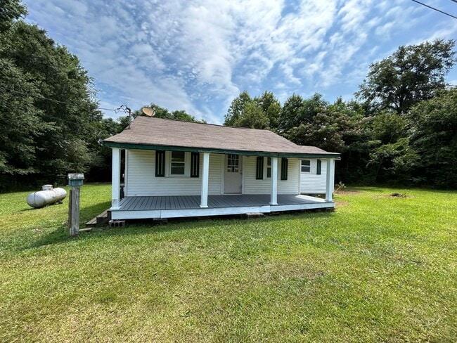 property at 1664 Corinth Rd