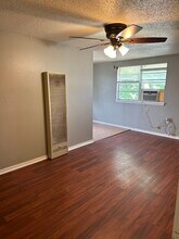 313 N 4th St, Unit 4 in Noble, OK - Building Photo - Building Photo