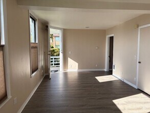 2601 Grand Ave, Unit 1 in Everett, WA - Building Photo - Building Photo