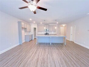 2608 Mls Cmn Dr in Decatur, GA - Building Photo - Building Photo