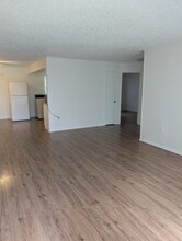 3217 Jeffcott St in Ft. Myers, FL - Building Photo - Building Photo