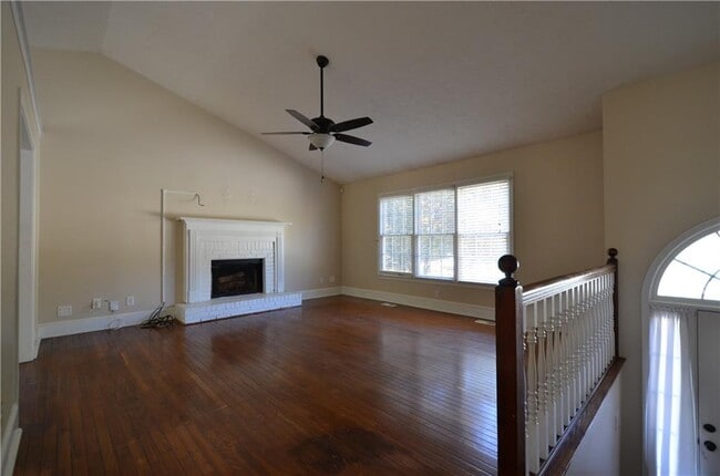 79 Viola Dr in Dallas, GA - Building Photo - Building Photo