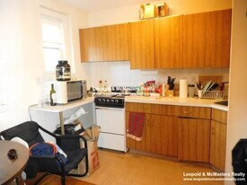 2022 Commonwealth Ave