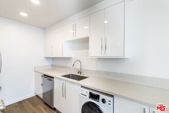 1026 6th St in Santa Monica, CA - Building Photo - Building Photo