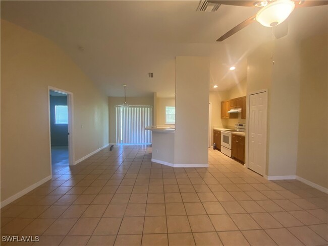 726 Hightower Ave S in Lehigh Acres, FL - Building Photo - Building Photo