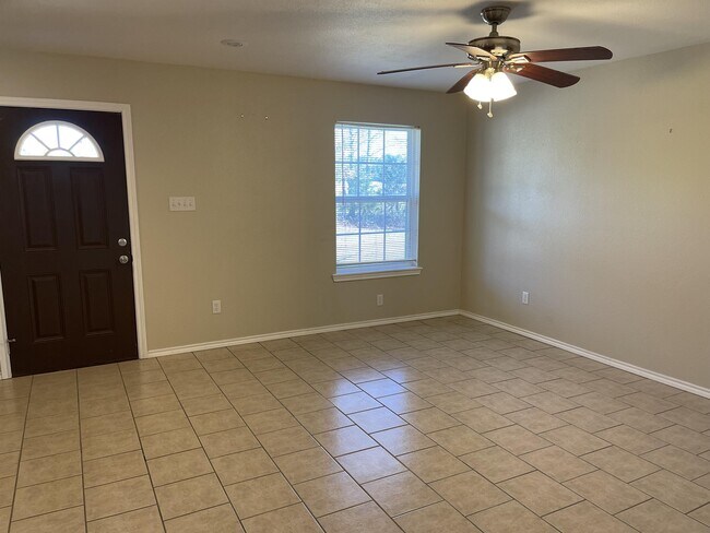 80 County Rd 4520 in Mount Pleasant, TX - Building Photo - Building Photo