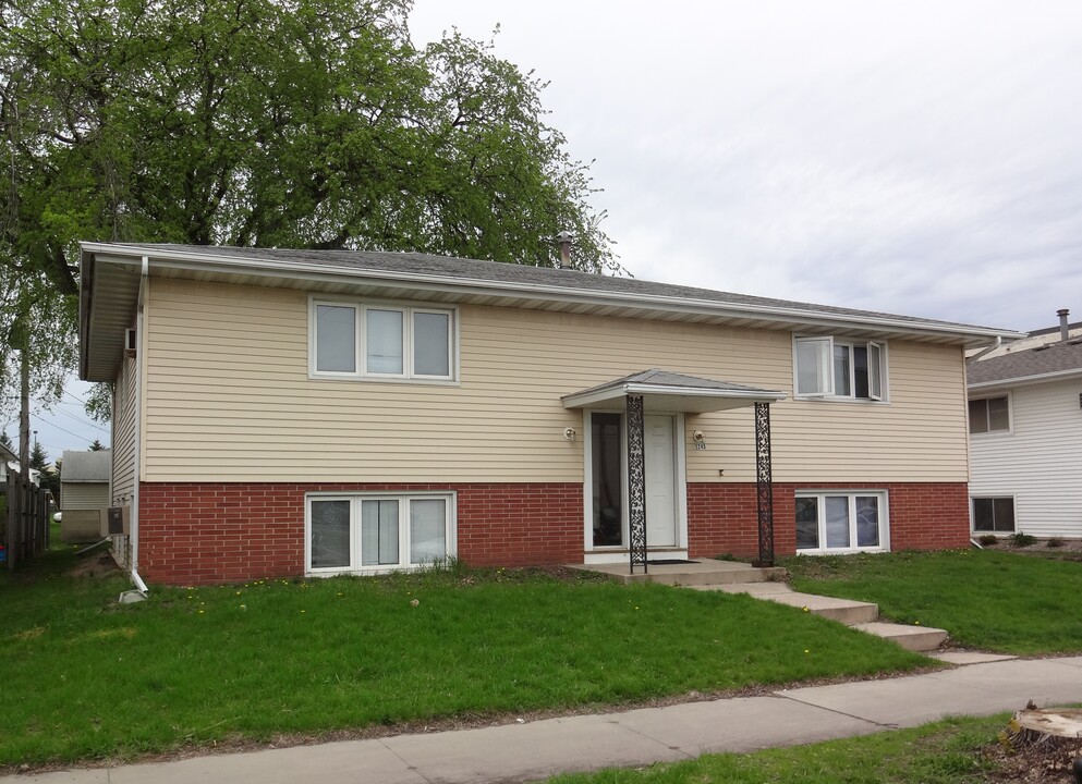 1245 3rd Ave SW, Unit 2 in Rochester, MN - Building Photo