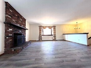 23 Hospital Rd in Templeton, MA - Building Photo - Building Photo