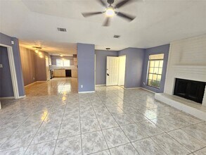 16226 Villaret Dr in Houston, TX - Building Photo - Building Photo